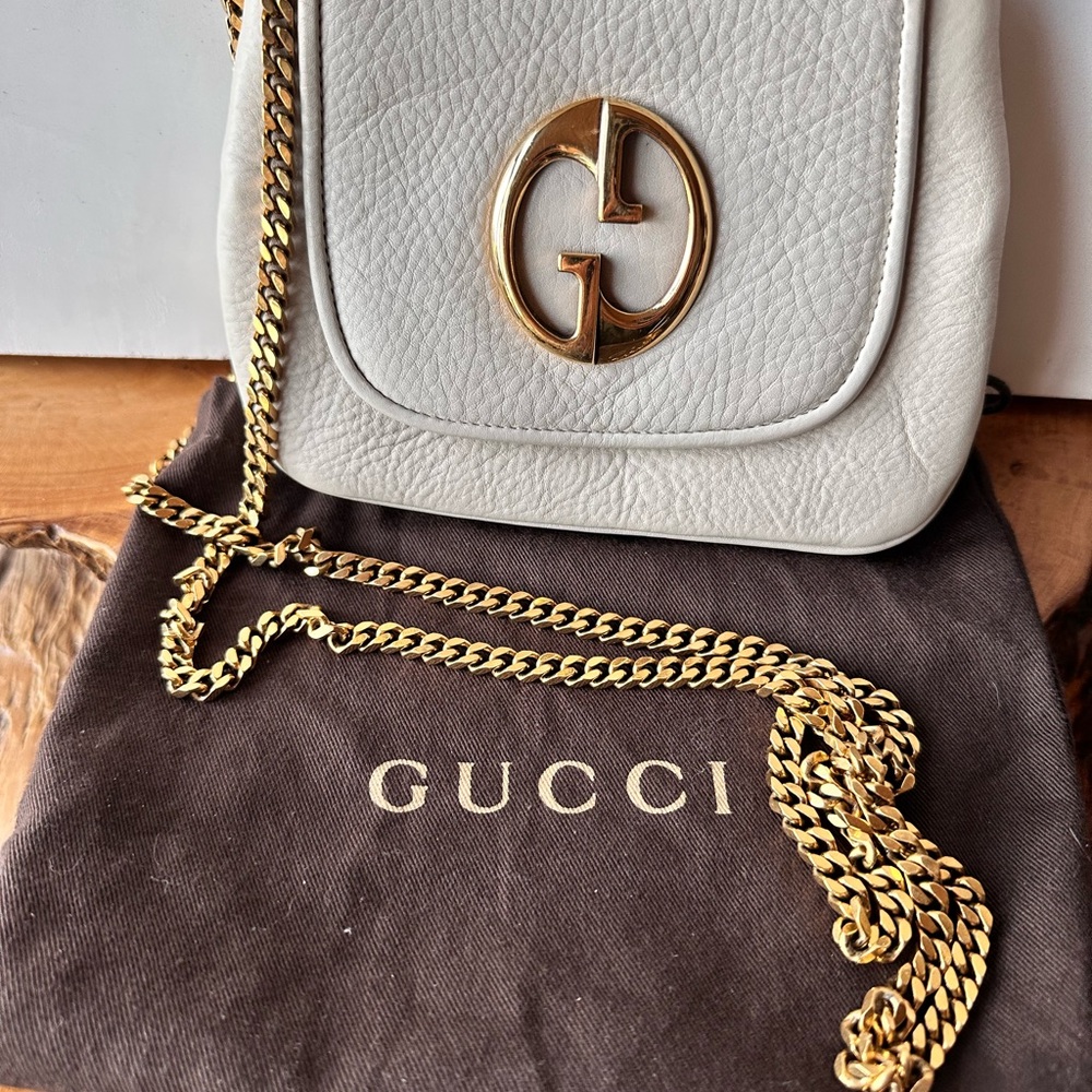 Gucci Ivory Leather Crossbody Bag with Gold Chain